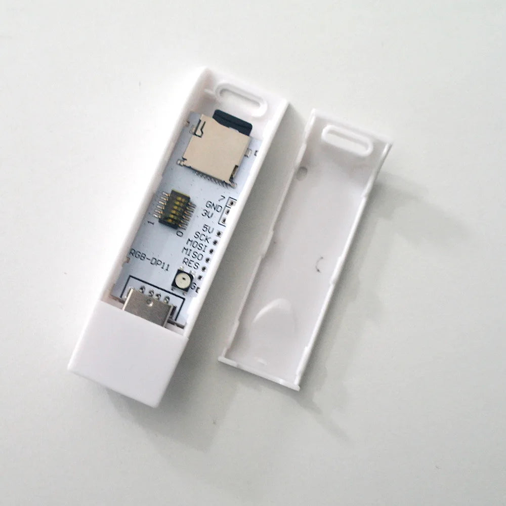 Hacker DSTIKE White Ducky – Bad USB with 128MB TF card & 64 attack scripts